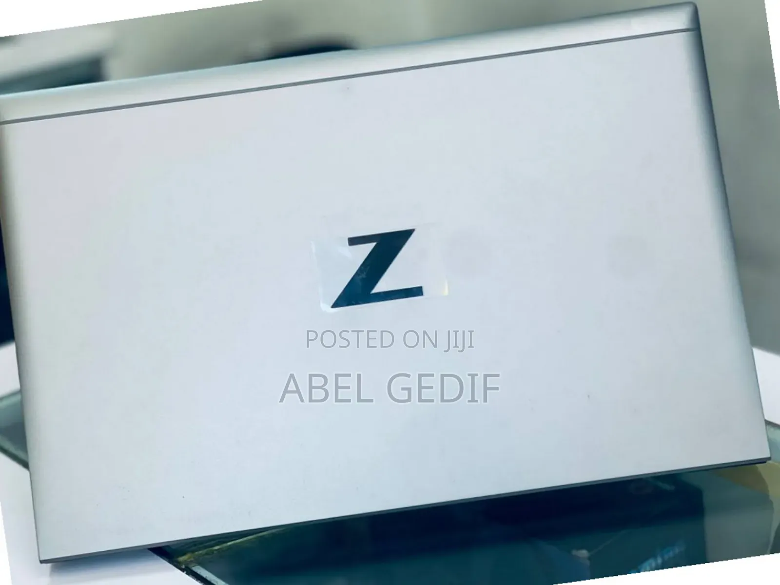 New Laptop HP ZBook Firefly 15 G7 16GB Intel Core I7 SSD 512GB