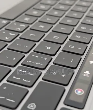 New Laptop Apple MacBook Pro 2022 M2 8GB Apple M2 SSD 256GB