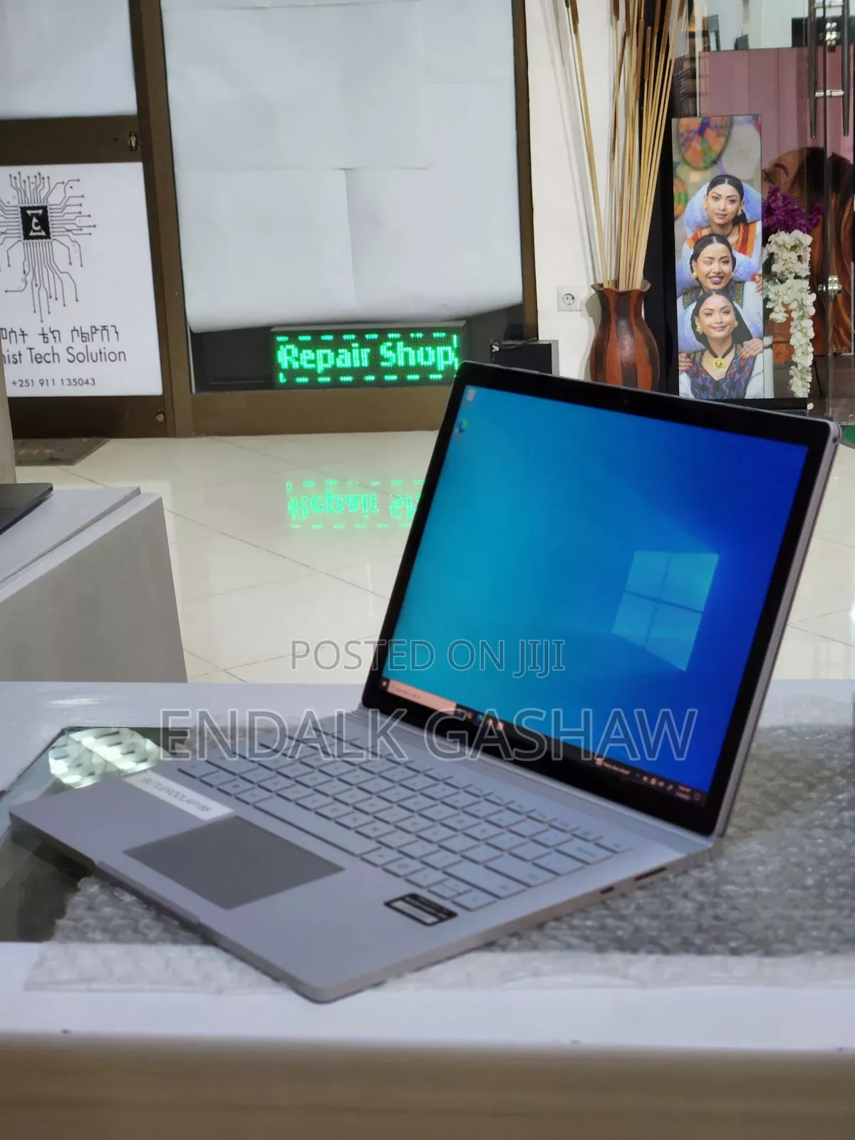 New Laptop Microsoft Surface Book 3 16GB Intel Core I7 SSD 256GB
