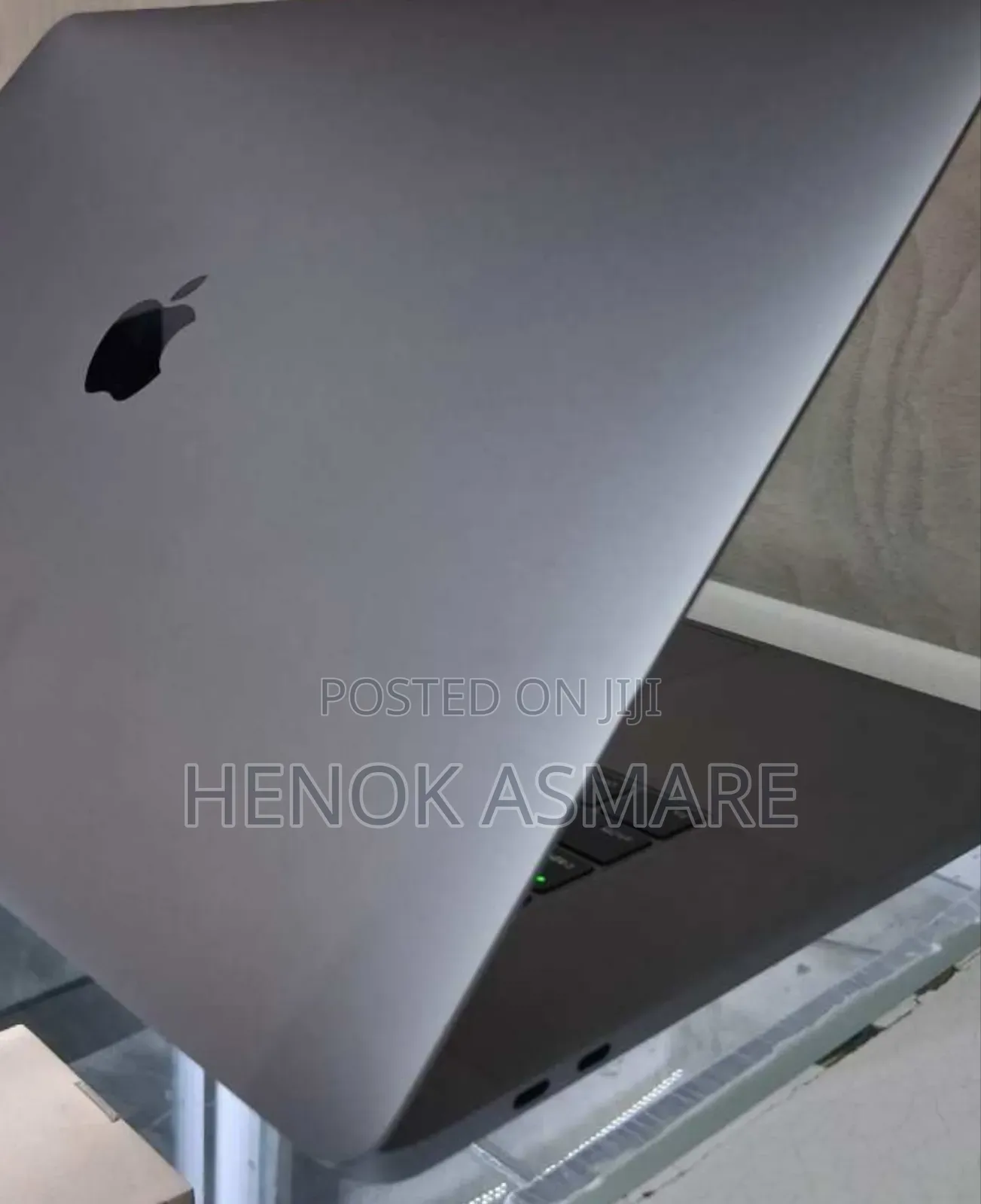 New Laptop Apple MacBook Pro 2019 32GB Intel Core I9 SSD 512GB