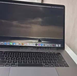 New Laptop Apple MacBook Pro 2019 32GB Intel Core I9 SSD 512GB