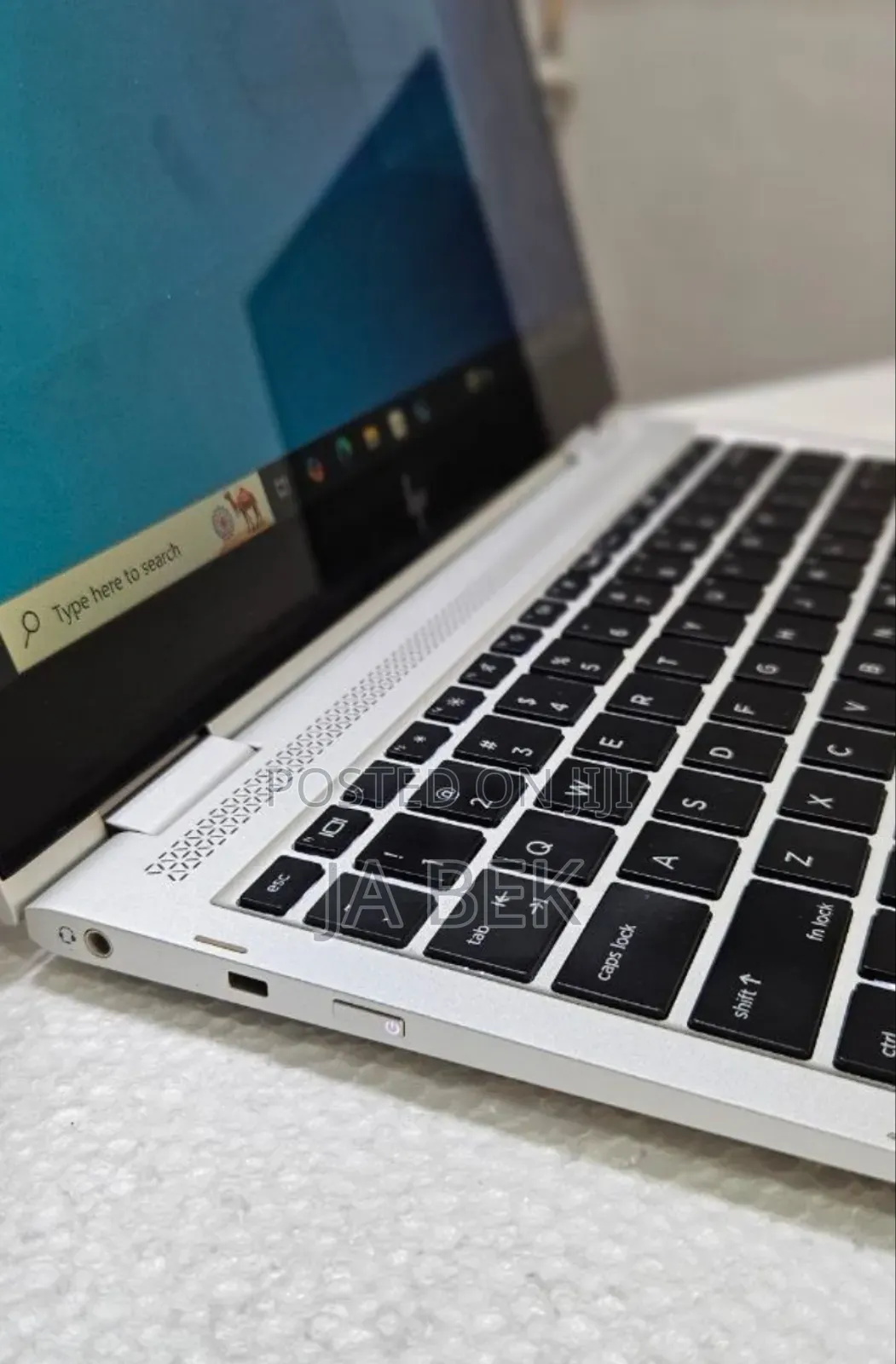 New Laptop HP EliteBook X360 1030 G2 8GB Intel Core I7 SSD 512GB