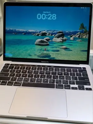 New Laptop Apple MacBook Pro 2020 M1 16GB Apple M1 Pro SSD 512GB