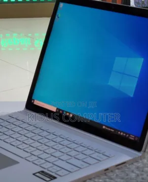 New Laptop Microsoft Surface 16GB Intel Core I7 SSD 256GB