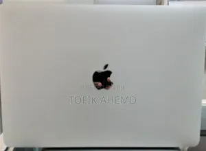 New Laptop Apple MacBook Pro M1 16GB AMD A8 SSD 256GB