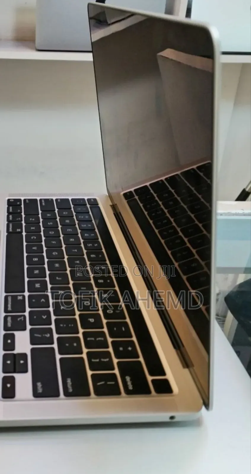 New Laptop Apple MacBook Pro M1 16GB AMD A8 SSD 256GB