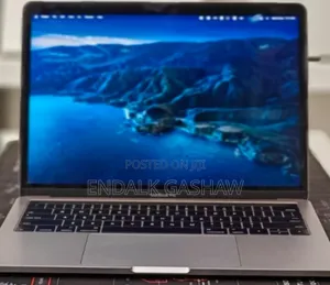 New Laptop Apple MacBook Pro 2016 16GB Intel Core I7 SSD 512GB