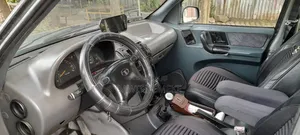 Tata Safari 2000 Green