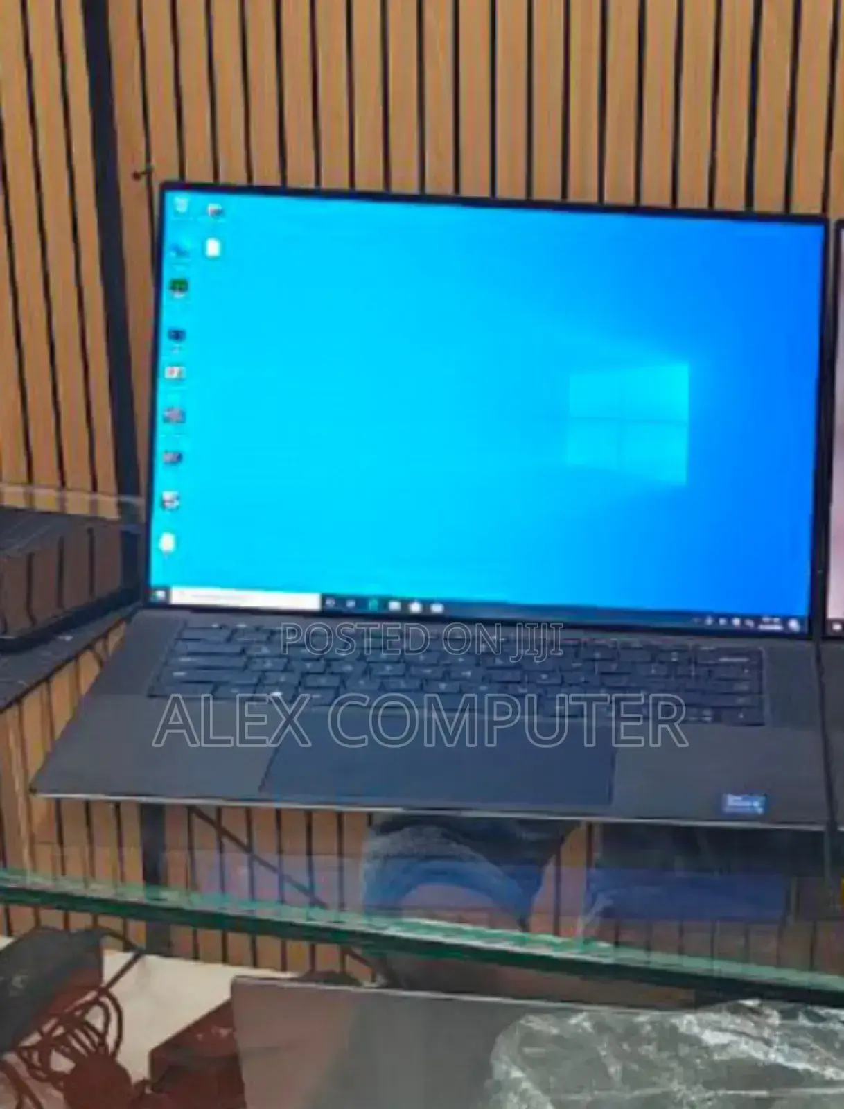 New Laptop Dell Precision 5550 16GB Intel Core I7 SSD 512GB