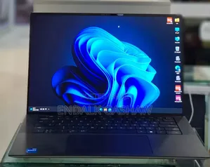 New Laptop Dell Precision 5570 16GB Intel Core I7 SSD 512GB