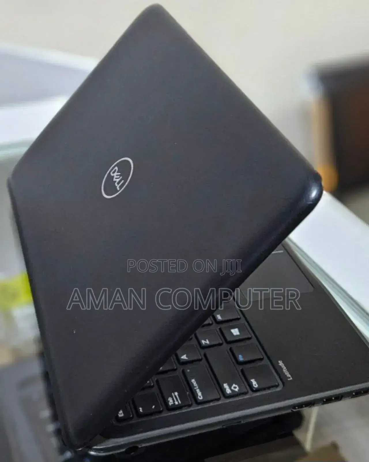 New Laptop Dell Latitude 3180 8GB Intel SSD 128GB
