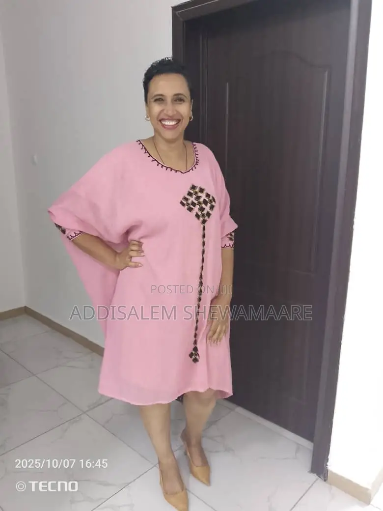 Sales Supervisor ,Social Media Host