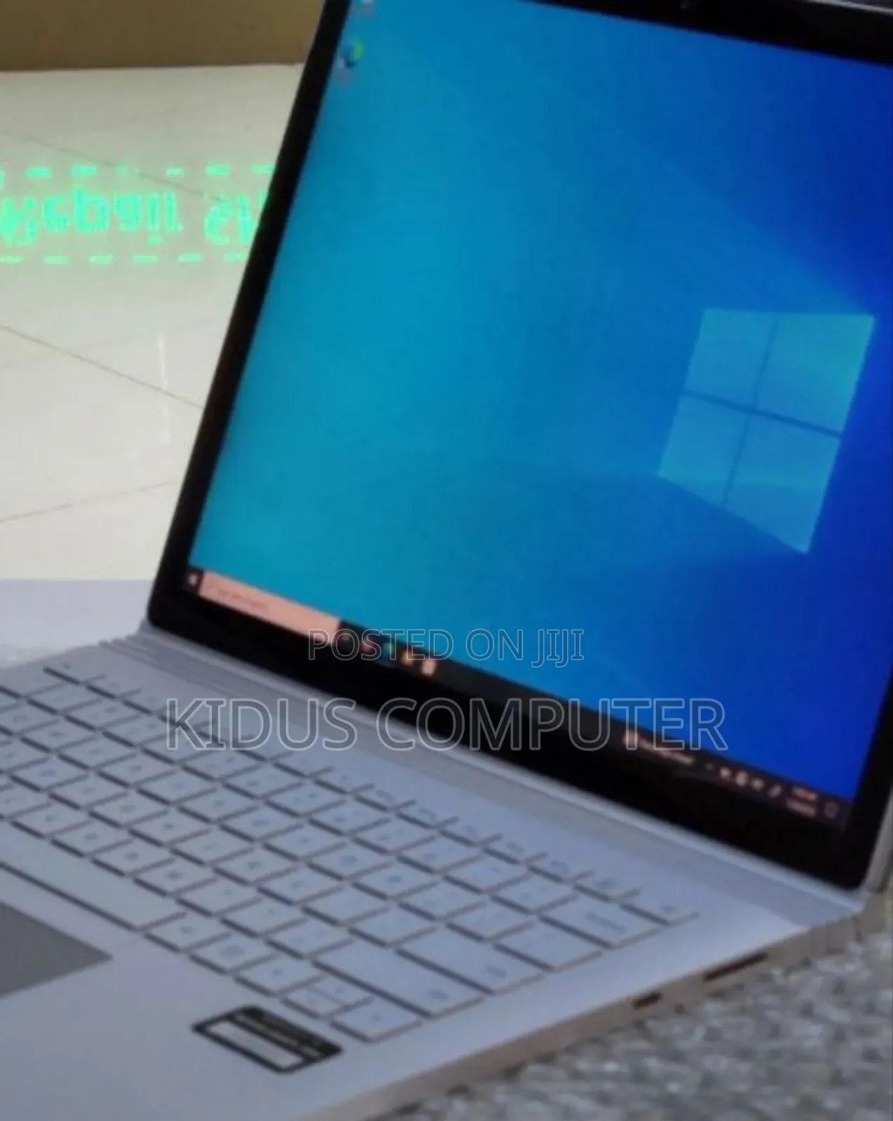 New Laptop Microsoft Surface 16GB Intel Core I7 SSD 256GB