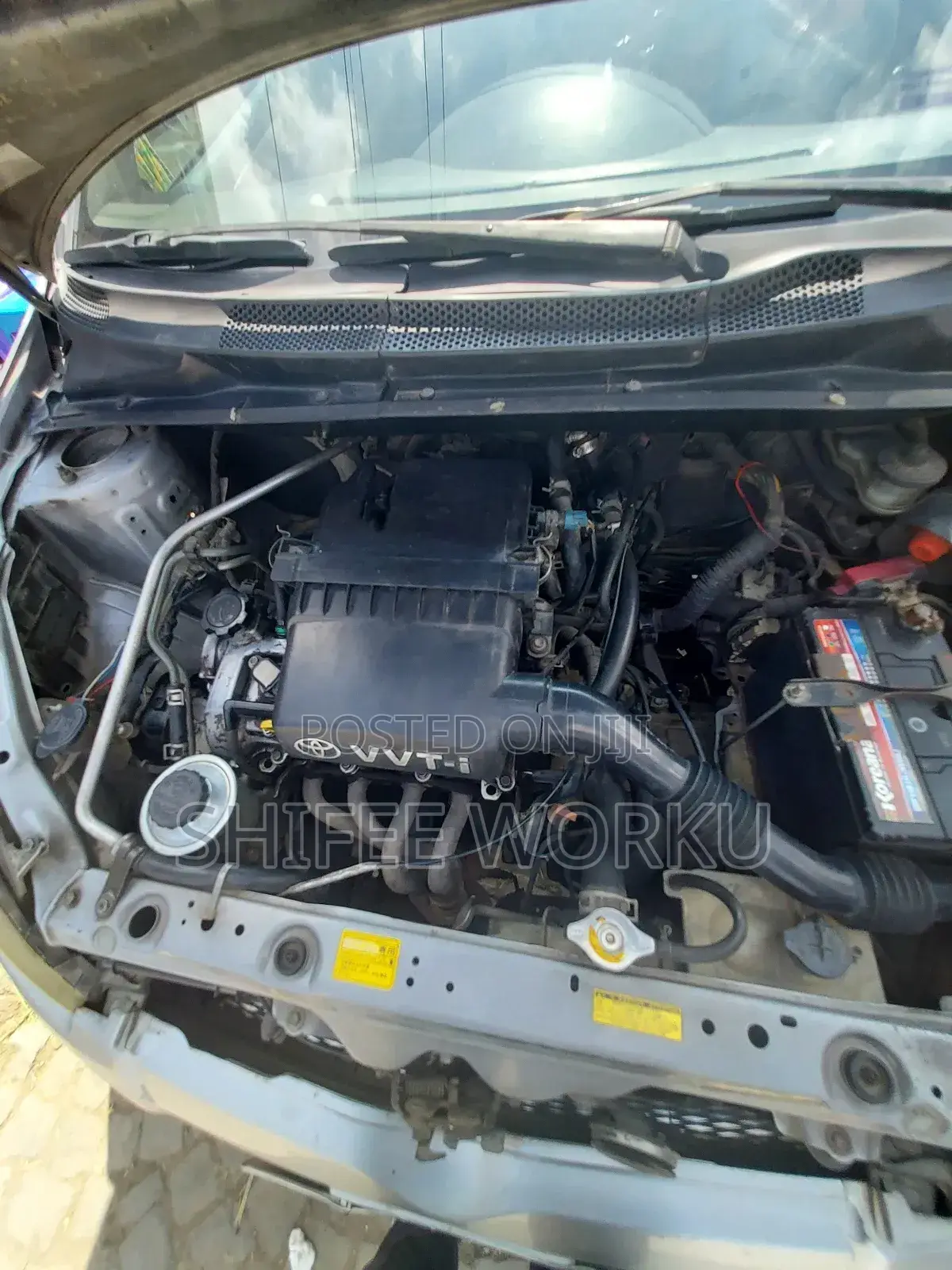 Toyota Vitz 2001 Gray