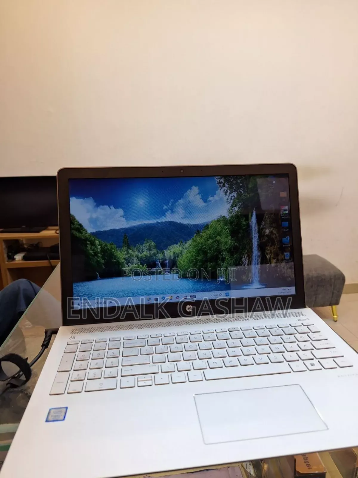 New Laptop HP Pavilion 15 8GB Intel Core I7 HDD 1T