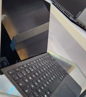 New Laptop Microsoft Surface Pro 7 16GB Intel Core I5 SSD 256GB