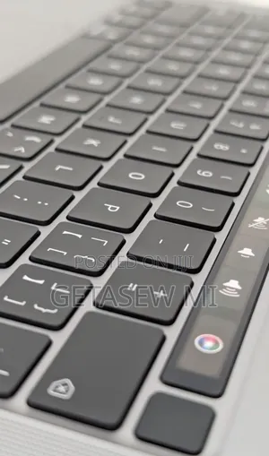 New Laptop Apple MacBook Pro 2022 M2 8GB Apple M2 SSD 256GB