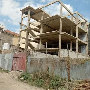 5bdrm House in Cmc, Yeka for sale