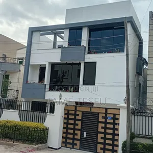 Furnished 7bdrm House in Cmc, Bole for sale