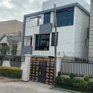 Furnished 7bdrm House in Cmc, Bole for sale