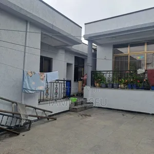 Furnished 3bdrm House in 02 የረር ኮፓዉንድ ዉስጥ, Yeka for sale
