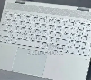 New Laptop HP Envy X360 8GB Intel Core I5 SSD 1T