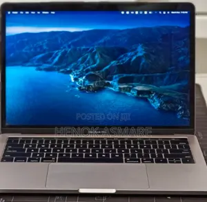 New Laptop Apple MacBook Pro 16GB Intel Core I7 SSD 512GB