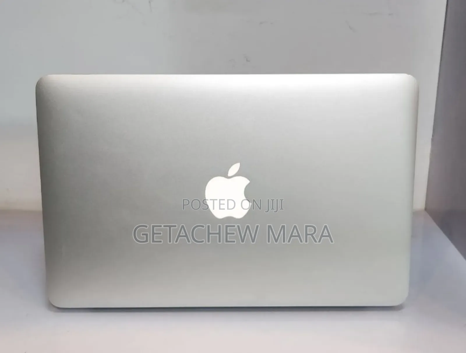 New Laptop Apple MacBook 2015 4GB Intel Core I5 SSD 128GB