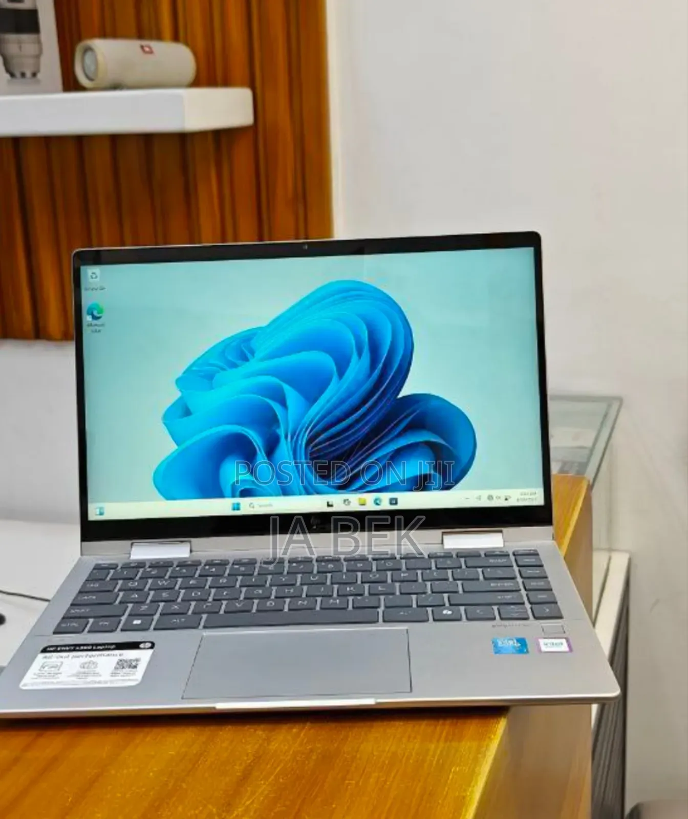 New Laptop HP Envy X360 16GB Intel Core Ultra 7 SSD 512GB