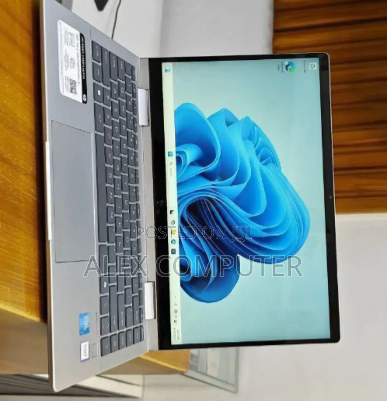 New Laptop HP Envy X360 16GB SSD 1T