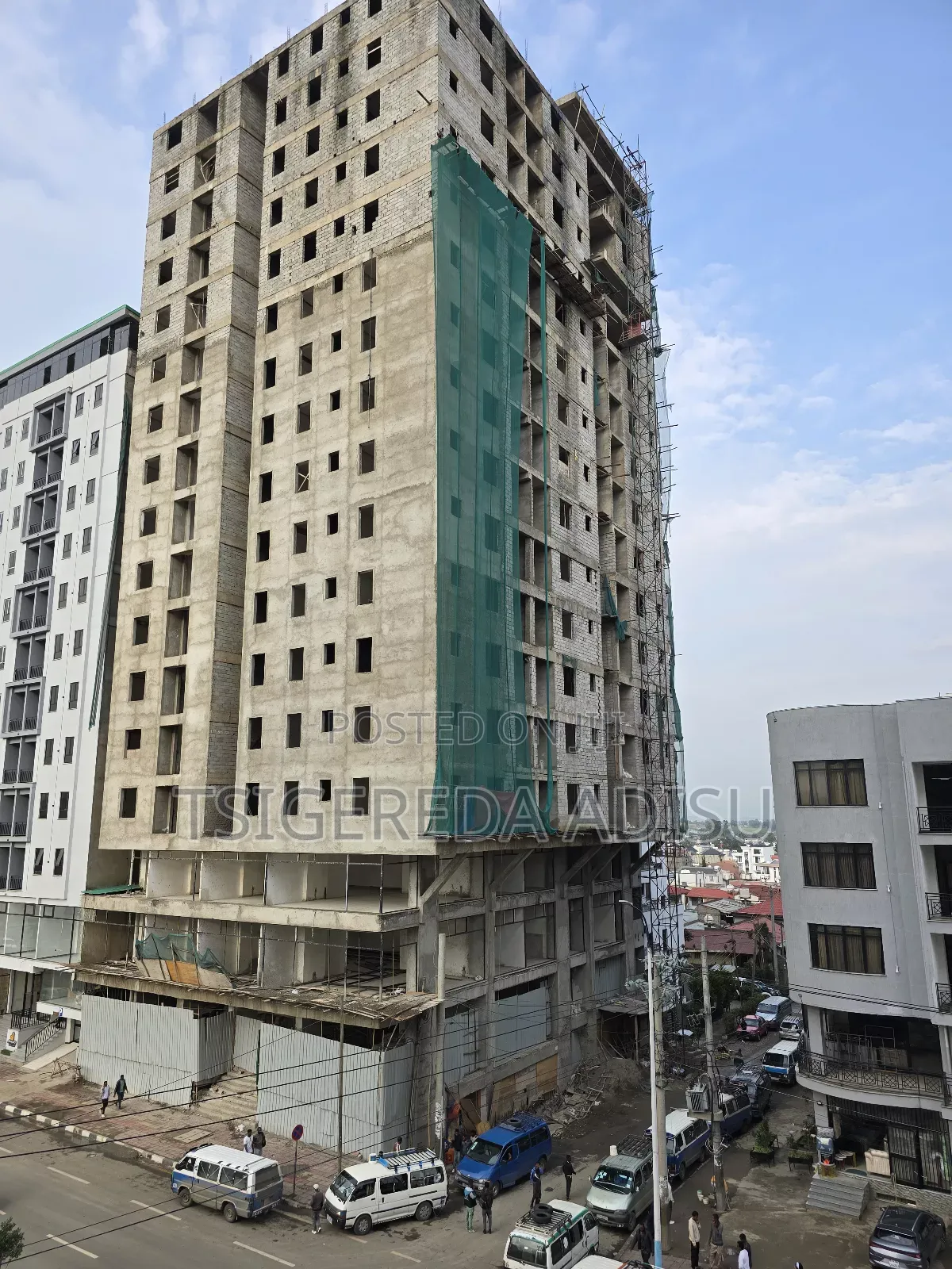 Furnished 3bdrm Apartment in ጃንቦሮ ሪል እስቴት, Bole for sale