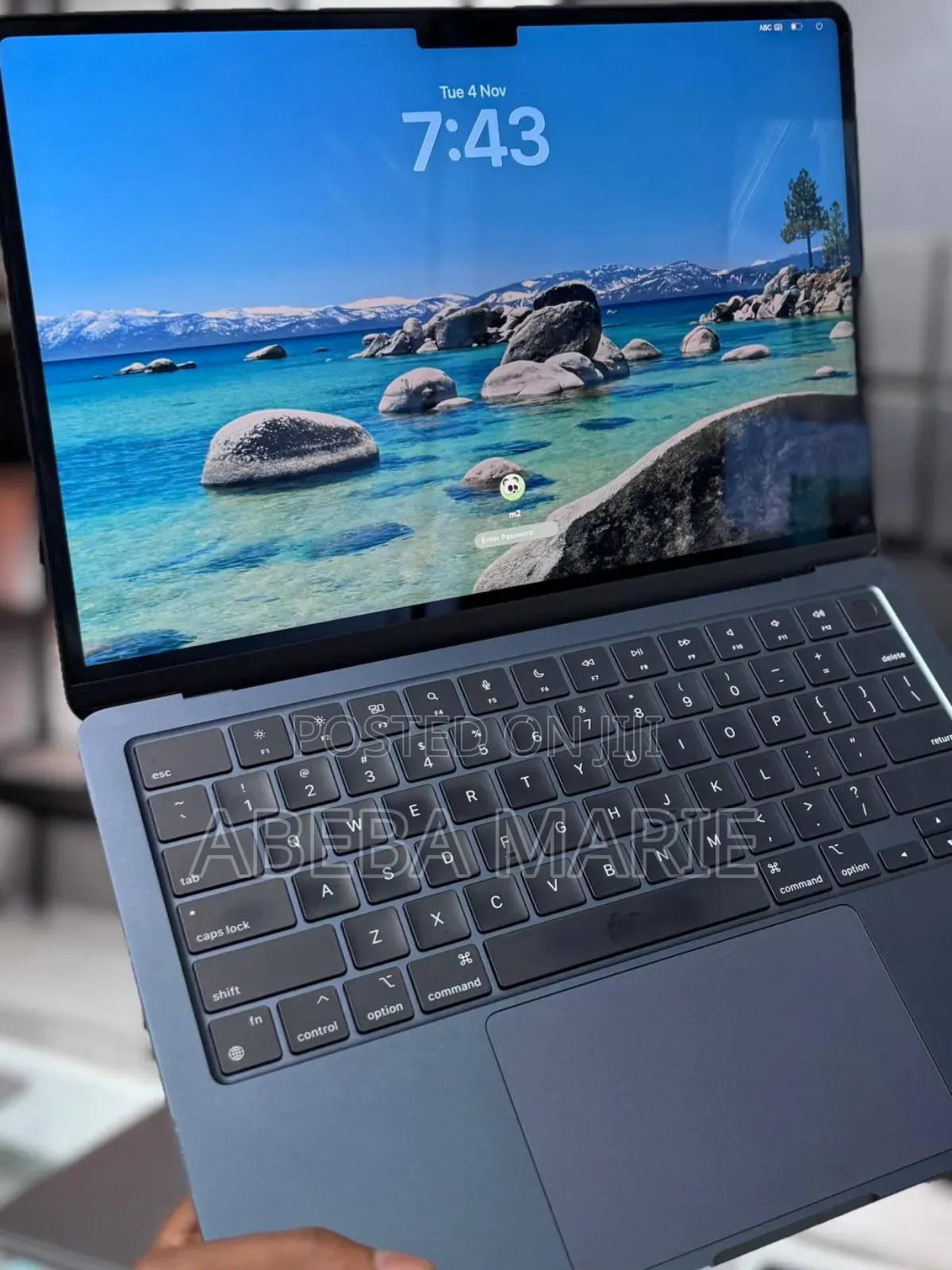 New Laptop Apple MacBook Air 2022 M2 8GB Apple M1 SSD 256GB