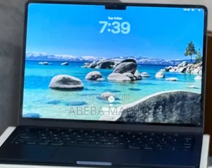 New Laptop Apple MacBook Air 2022 M2 8GB Apple M1 SSD 256GB