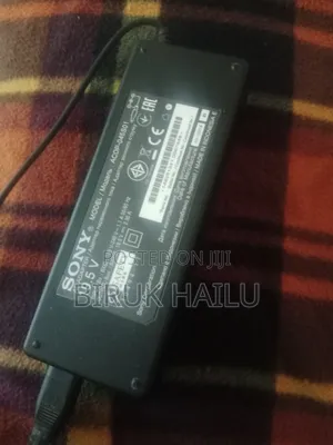 Photo - Sony Laptop Charger