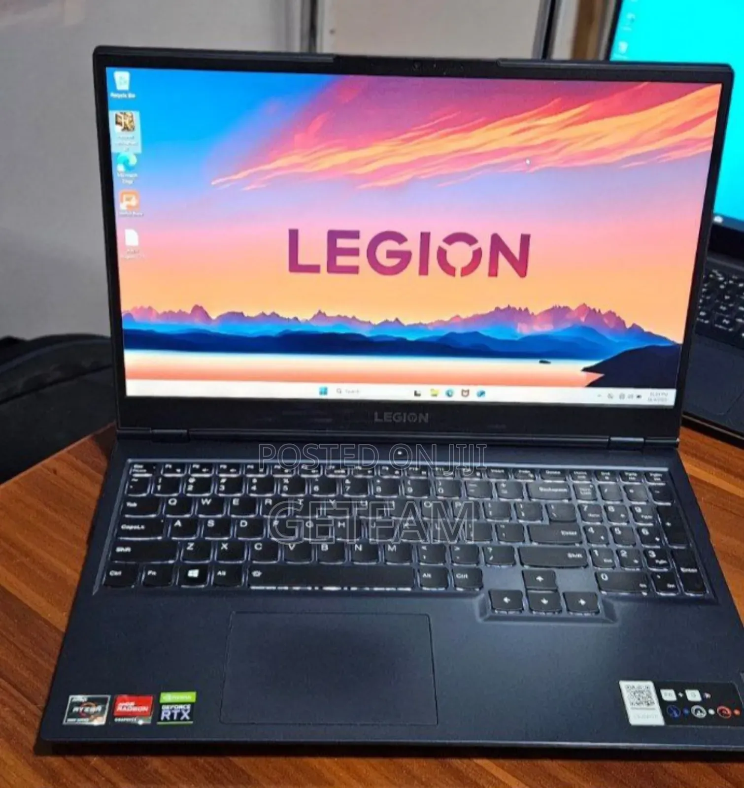 New Laptop Lenovo Legion 5 16GB AMD Ryzen 5 SSD 512GB