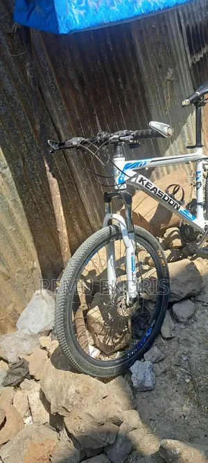 Photo - Betam Arif Yzota Lay Yale