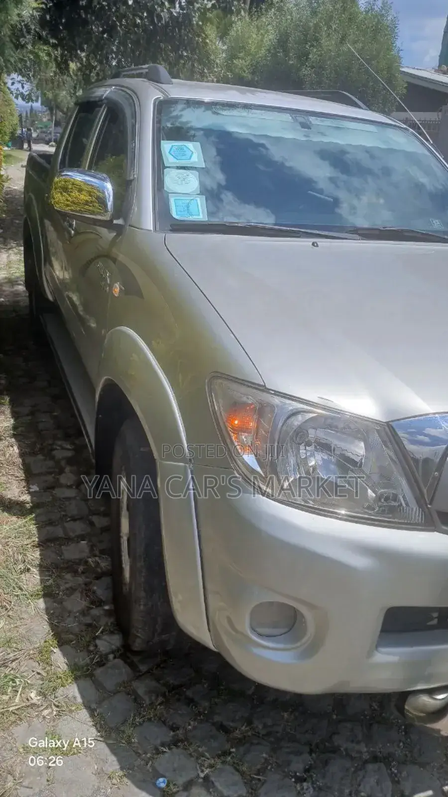Toyota Hilux 2010 Gray