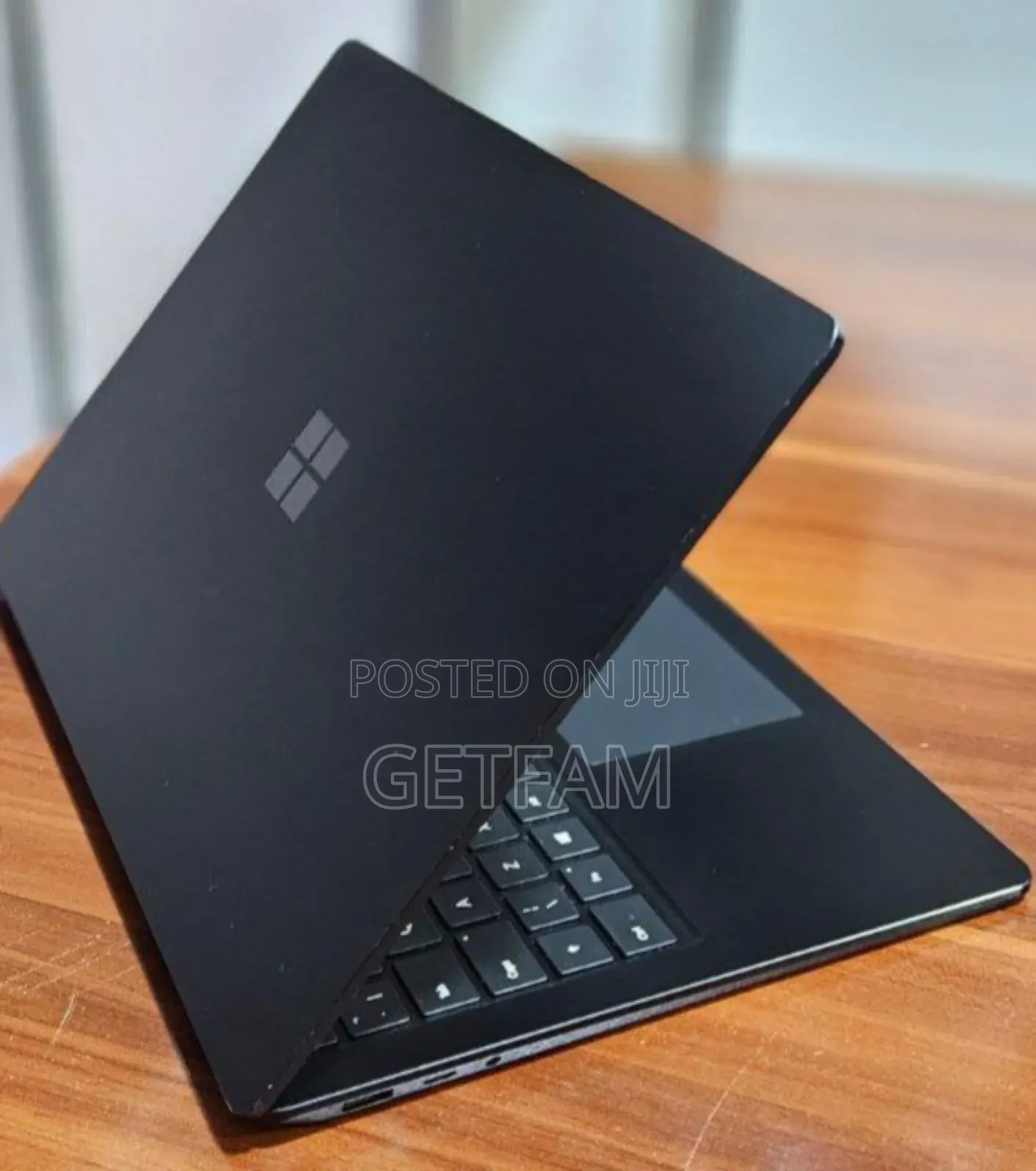 New Laptop Microsoft Surface 16GB Intel Core I7 SSD 1T