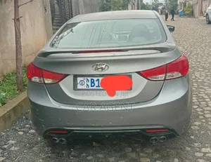 Hyundai Avante 2013 Gray