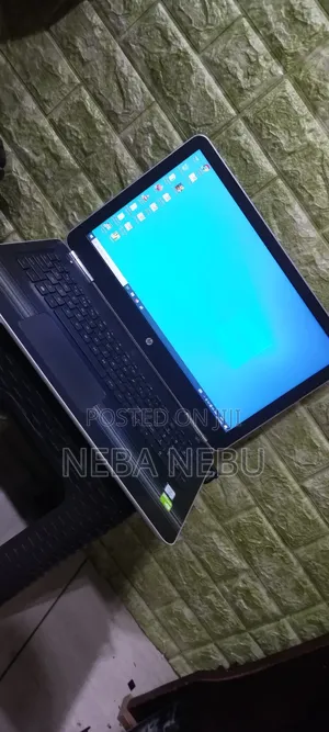 Photo - Laptop HP Pavilion 15 8GB Intel Core I7 HDD 1T