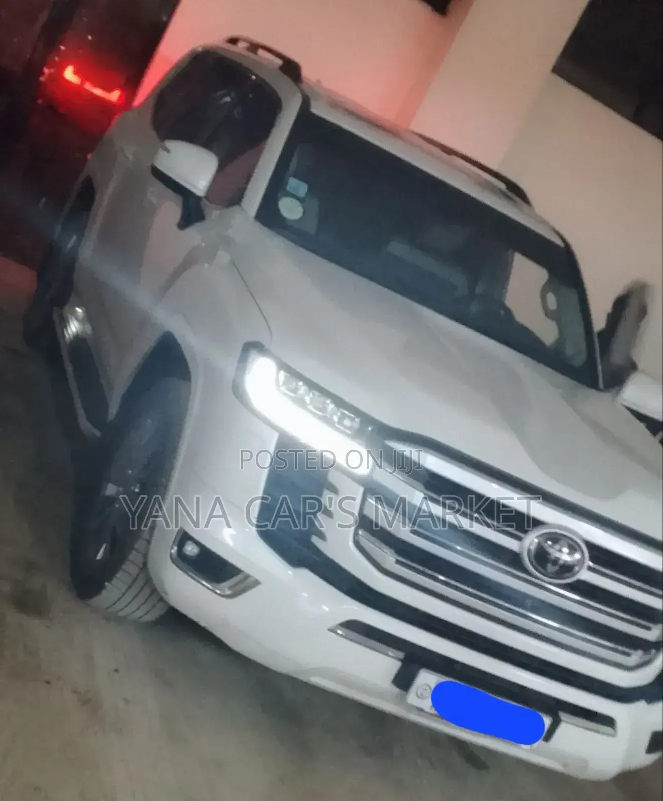 Toyota Land Cruiser 2023 White