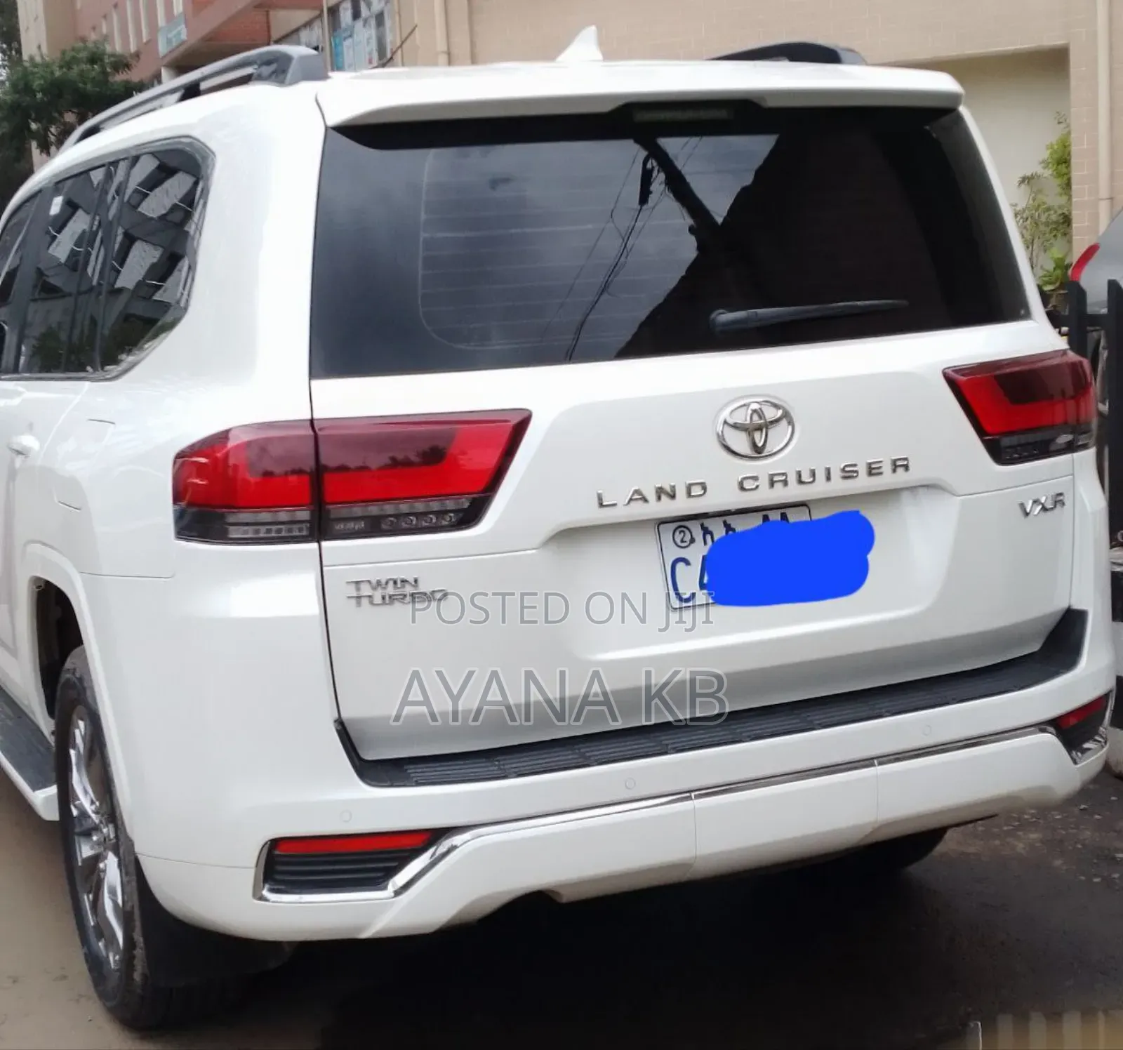Toyota Land Cruiser 2023 White