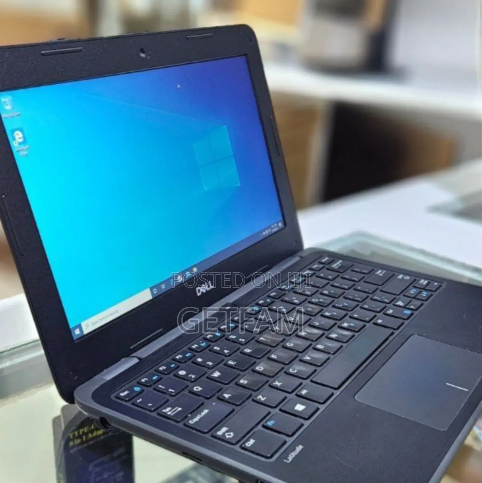 New Laptop Dell XPS 15 8GB Intel SSD 128GB