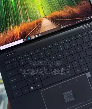 Photo - New Laptop Dell Latitude 9440 16GB Intel Core I7 SSD 512GB