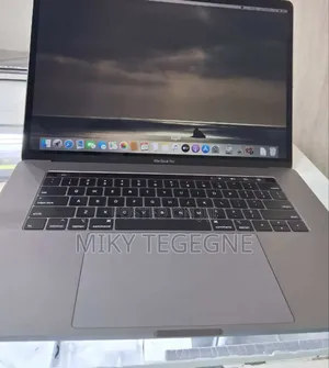 New Laptop Apple MacBook Pro 2019 32GB Intel Core I9 SSD 512GB