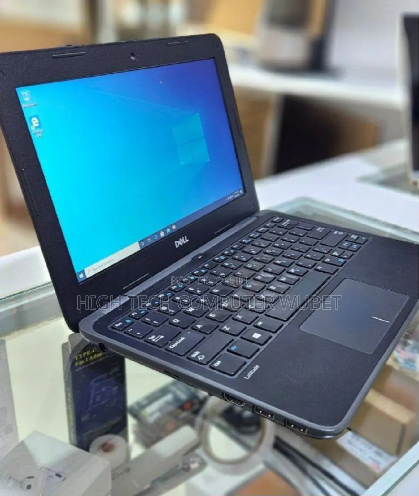 New Laptop Dell Latitude 3180 8GB Intel SSD 512GB