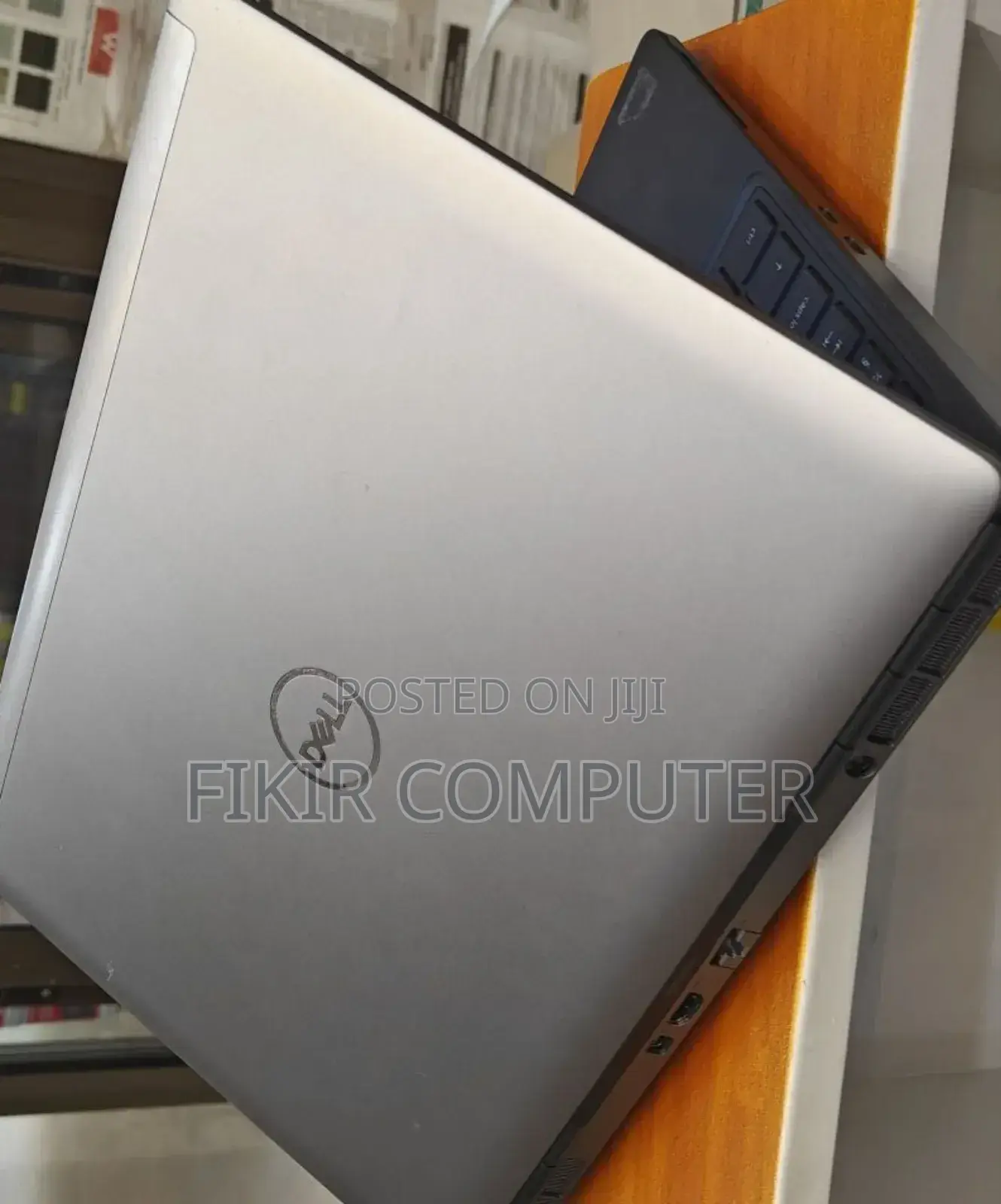 New Laptop Dell Precision 15 5520 32GB Intel Core I7 SSD 512GB