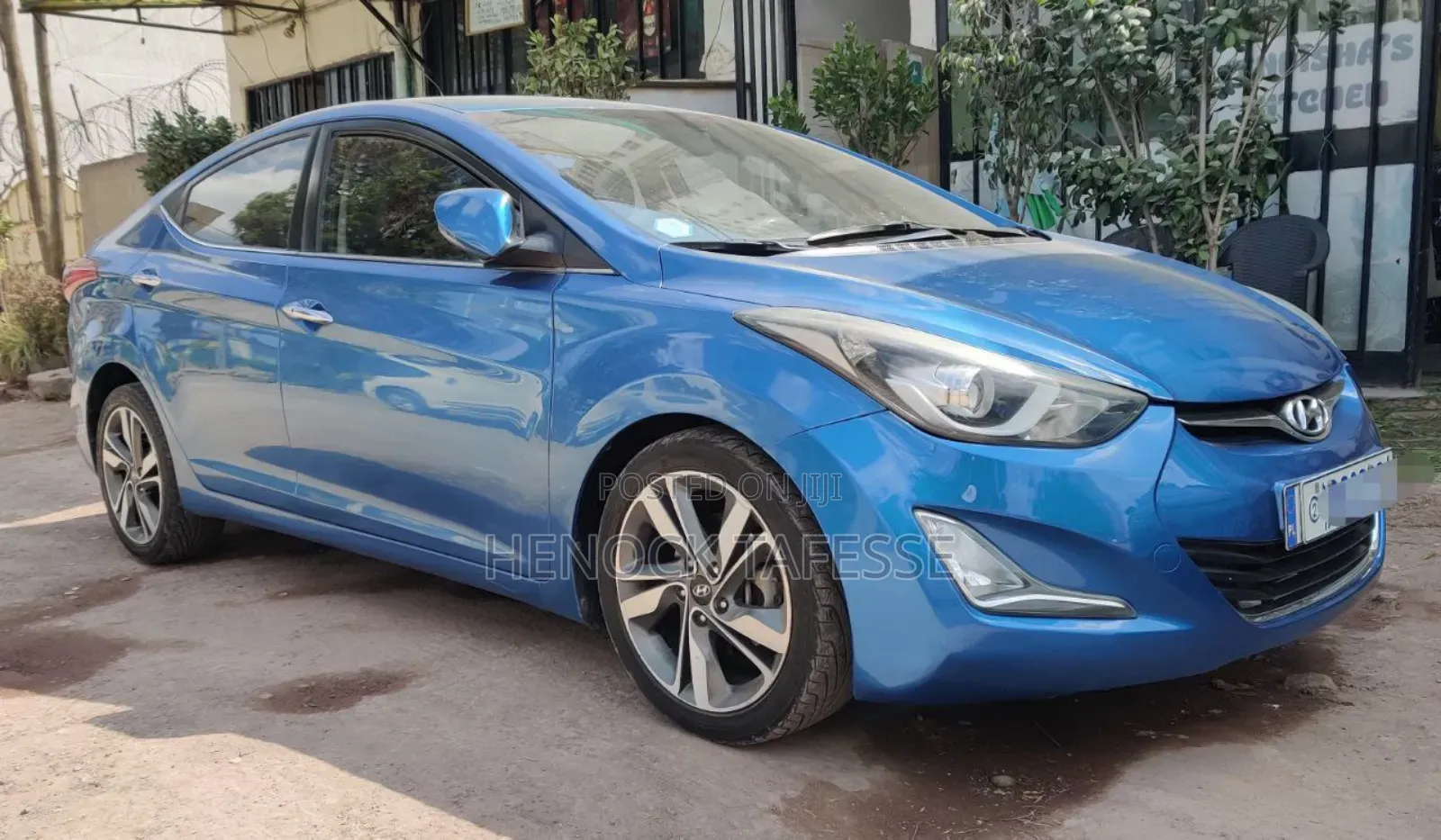 Hyundai Avante 2015 Blue
