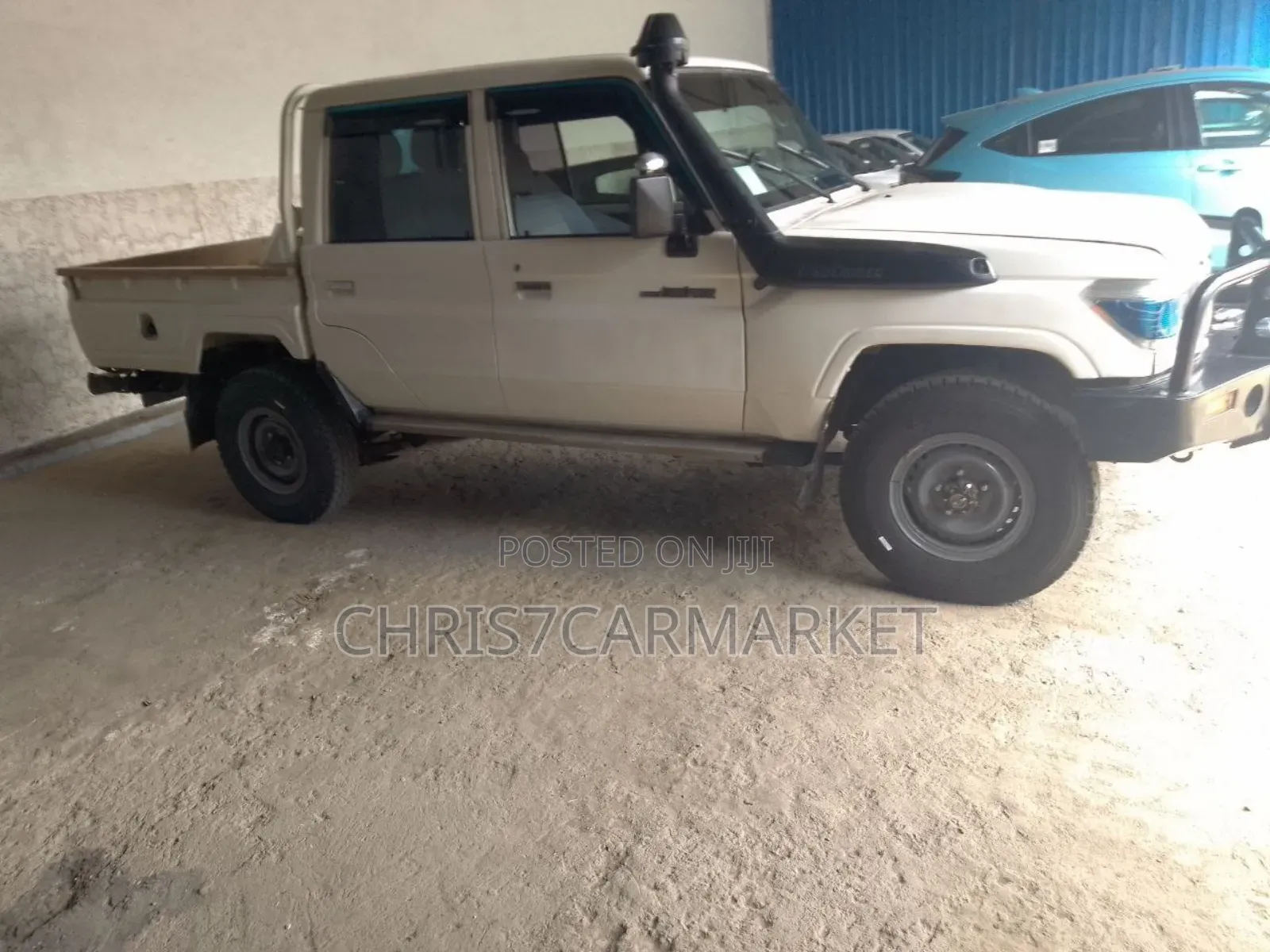 Toyota Land Cruiser 2018 White