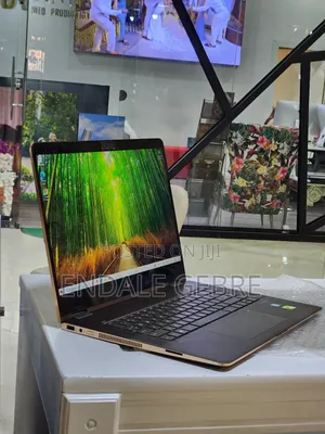 New Laptop HP Spectre 16GB Intel Core I7 SSD 512GB